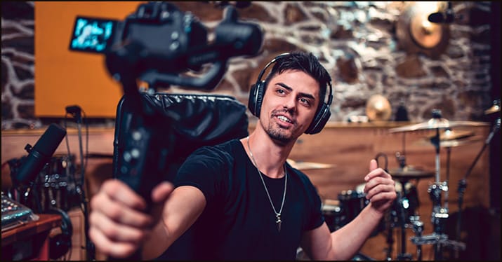 musician promoting his music on YouTube