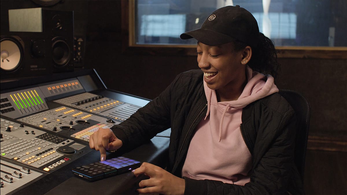 10-WOMEN-ENGINEERS -feature