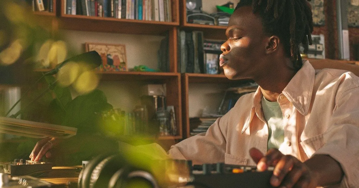 New Survey Reveals How 87% of Artists Really Use AI