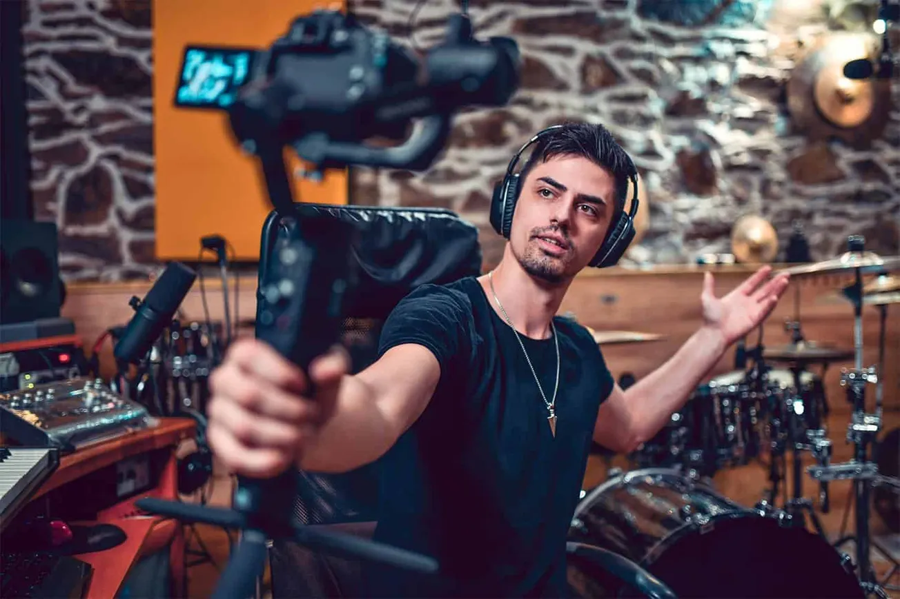 musicians struggle with self-marketing