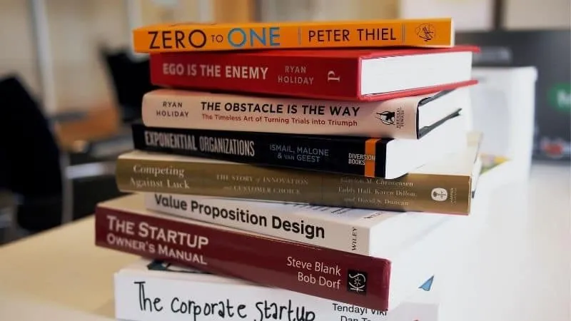 Zero to One Peter Thiel book on innovation and startups at Hypebot.