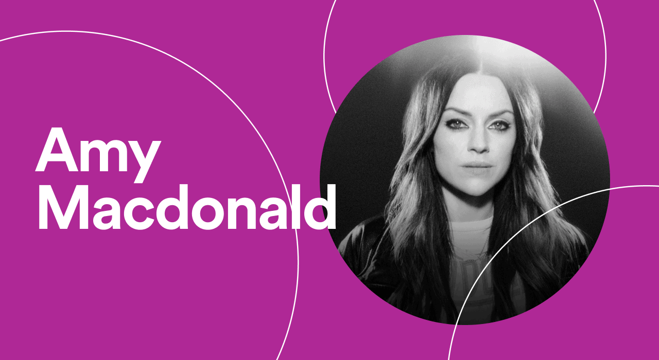 Amy Macdonald black and white portrait, music industry expert, pop and indie artist, singer-songwriter, promotional image for music blogs and entertainment sites.