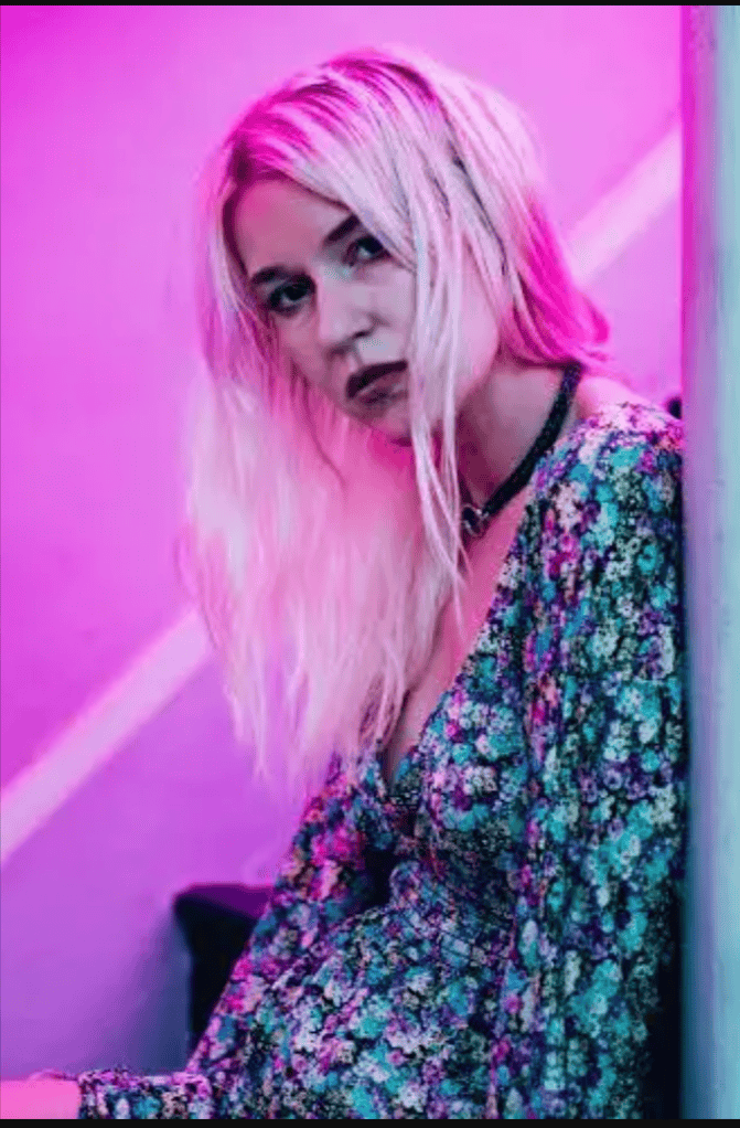 One Night Live Kid Tigrrr