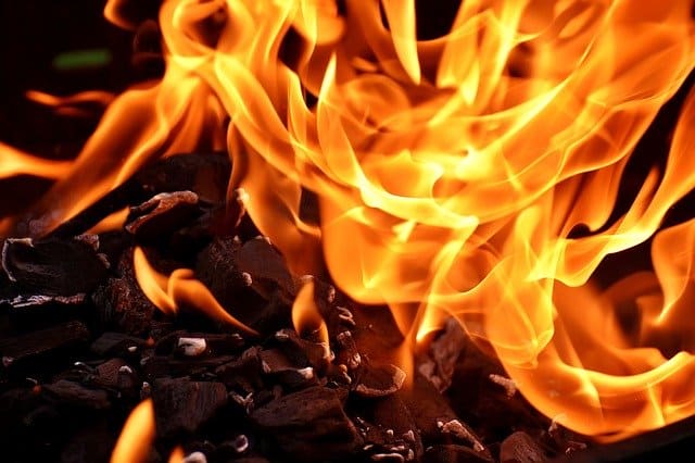 UMG Admits Masters From Nirvana, R.E.M., Elton John Among Those Damaged In 2008 Blaze - Hypebot